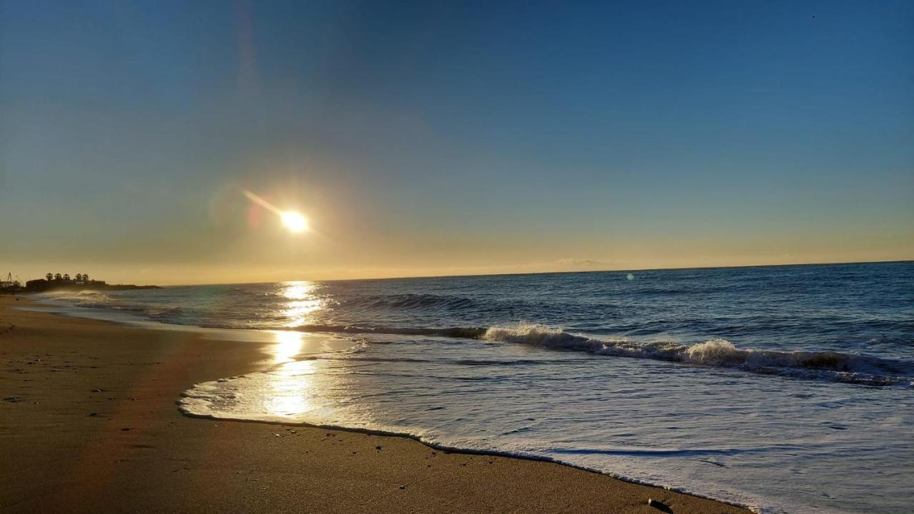サヴォーナSweet Sea Viewアパートメント エクステリア 写真