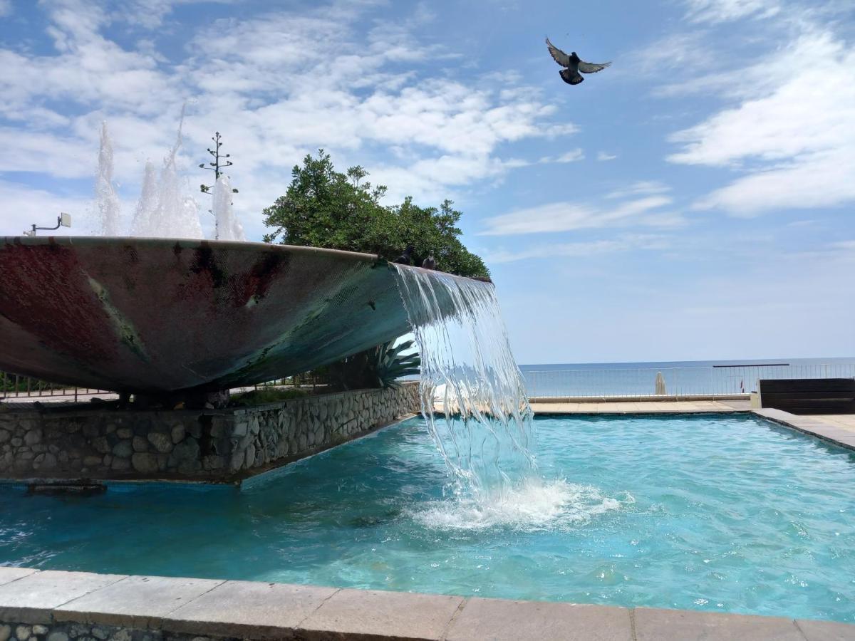 サヴォーナSweet Sea Viewアパートメント エクステリア 写真